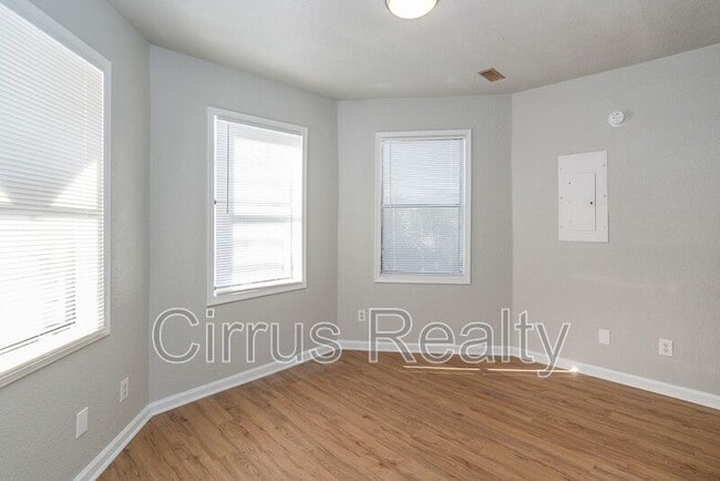 Building Photo - 2511 Orcutt Ave