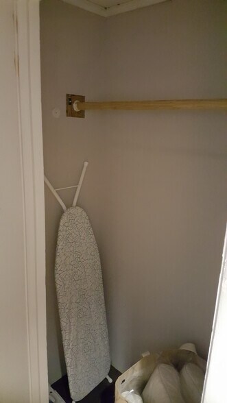 Building Photo - 372 Broadway