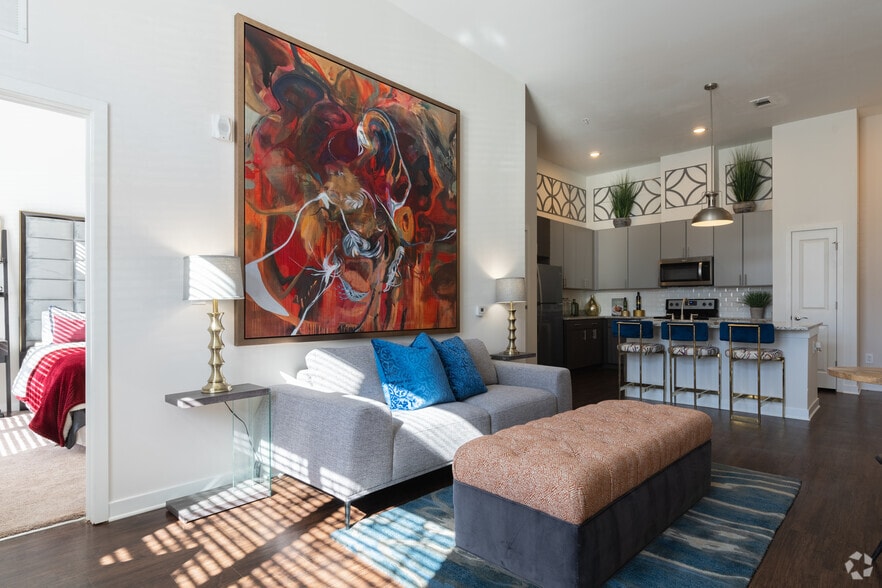 2BR, 2BA - 1,074 SF - Ashley Scholars Landing