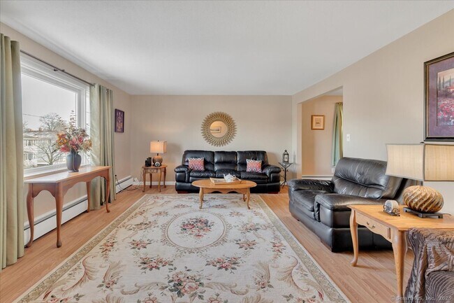 Building Photo - 178 Oakland Ave