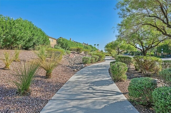 Building Photo - 836 Tofino Ct