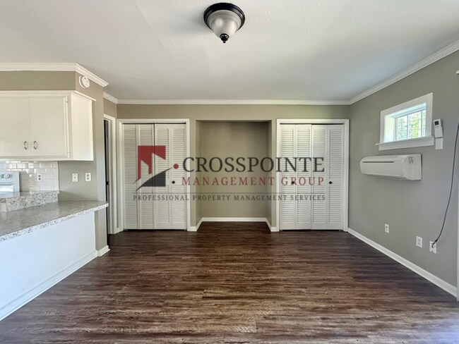 Building Photo - Tour Today! Studio Apartment in East Tyler!