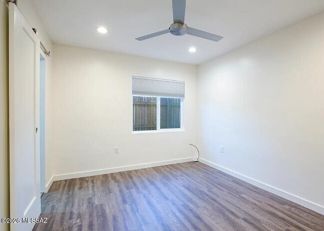 Building Photo - 1140 N Richey Blvd