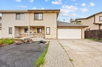 Building Photo - 22663 Vermont St