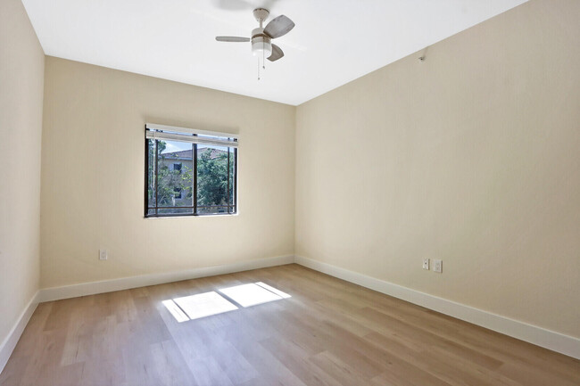 Building Photo - 2724 Anzio Ct