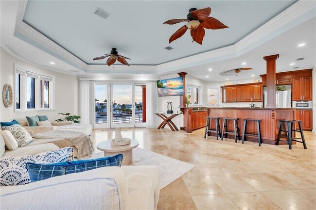 Building Photo - 7924 3rd Ave S