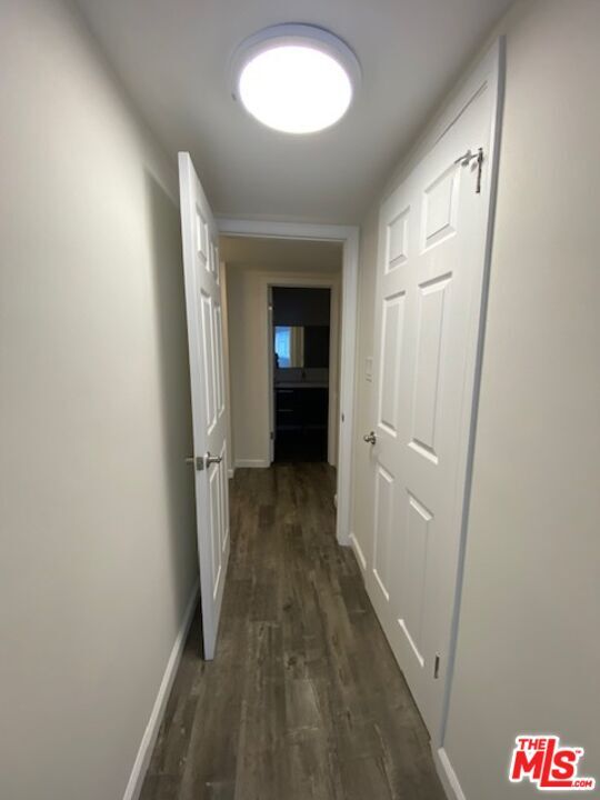 Building Photo - 7045 Hawthorn Ave