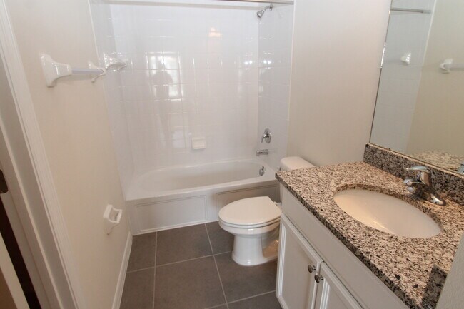 Building Photo - Winter Springs - 3 Bedroom, 3 Bathroom - $1,950.00