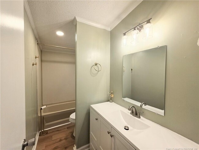 Building Photo - 54 W Tryon Ct