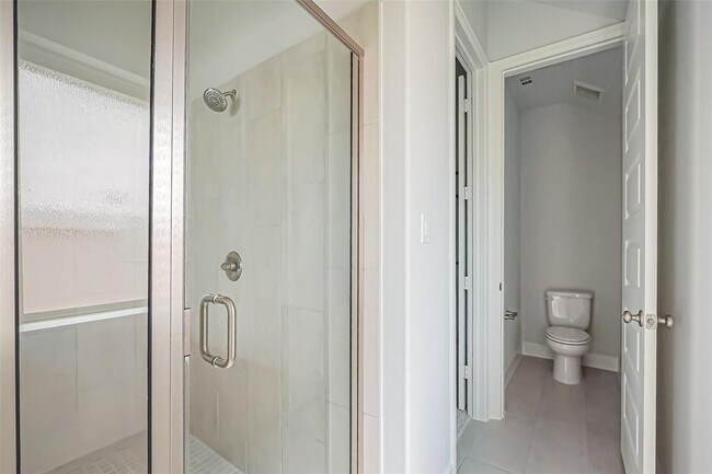 Building Photo - 29808 Breezy Pnes Lp