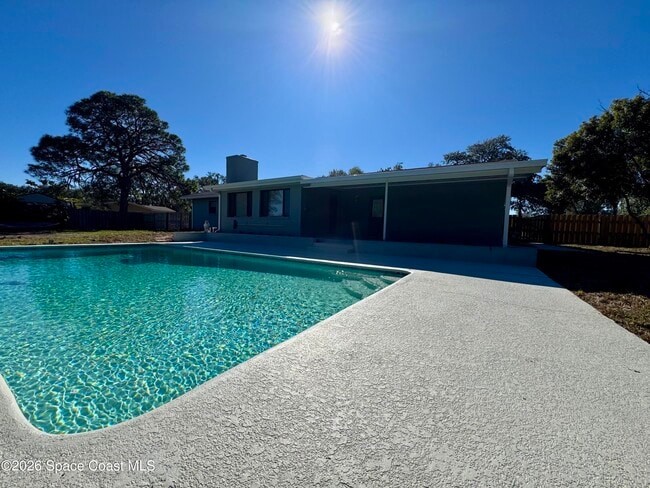 Building Photo - 540 Elliott Dr