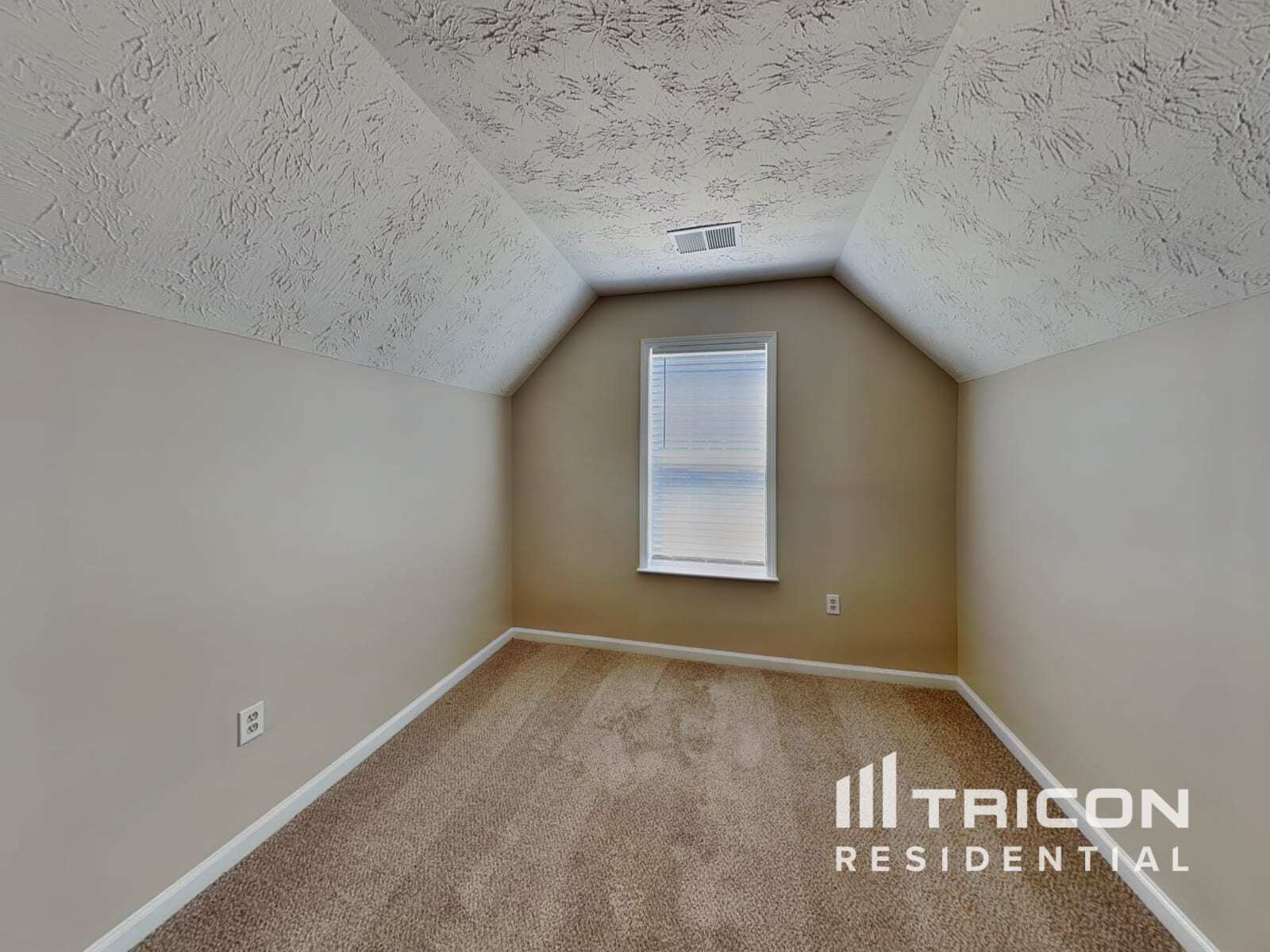 Building Photo - 222 Yardsley Dr