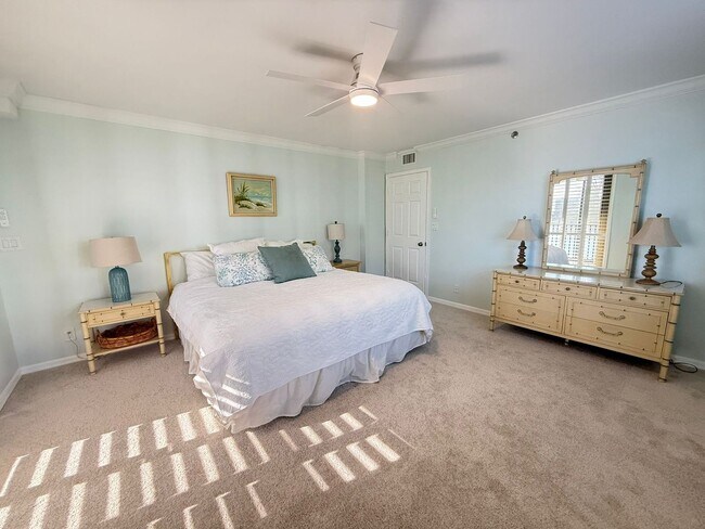 Building Photo - Luxury, furnished seasonal rental, Tequest...