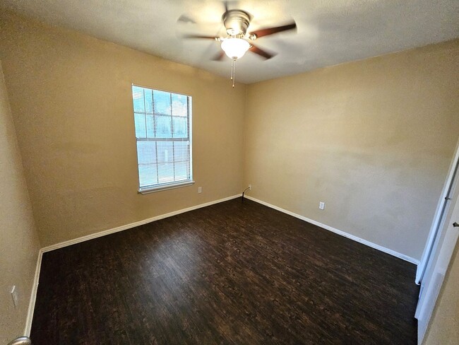 Building Photo - $2000 - Beautiful Family Home, Crowley ISD