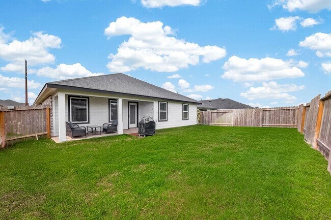 Building Photo - 1119 Kinder Sky Ln