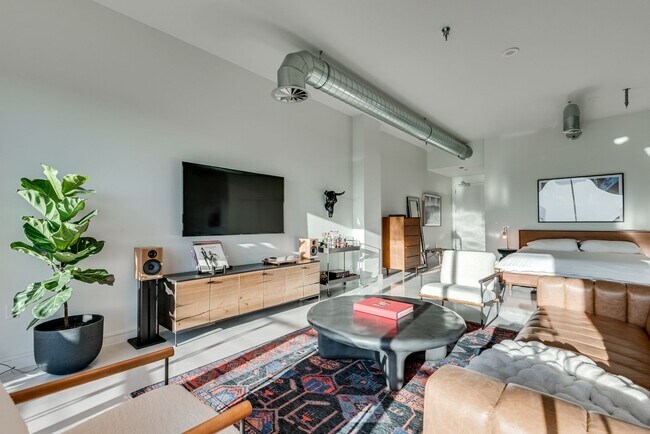 Building Photo - Newport Lofts 1502