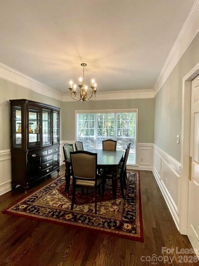 Building Photo - 6025 Oakridge Ct