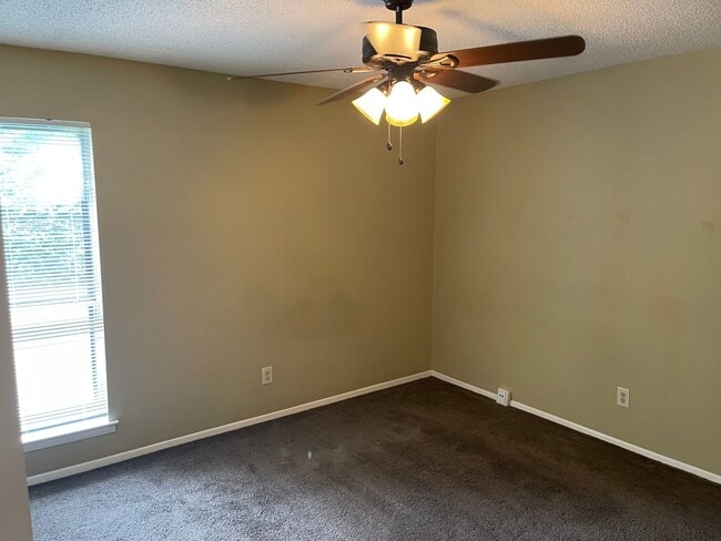 Building Photo - 23 Brookway Ln, Sherwood AR 72120 - Afford...