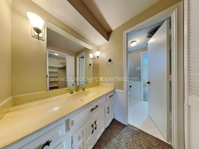Building Photo - 9614 Millridge Cir
