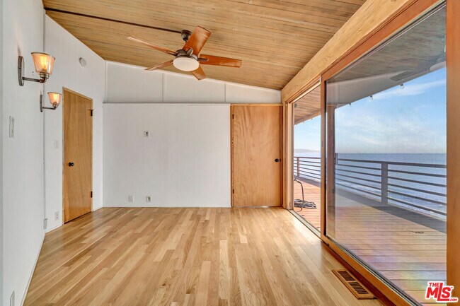 Building Photo - 26636 Latigo Shore Dr