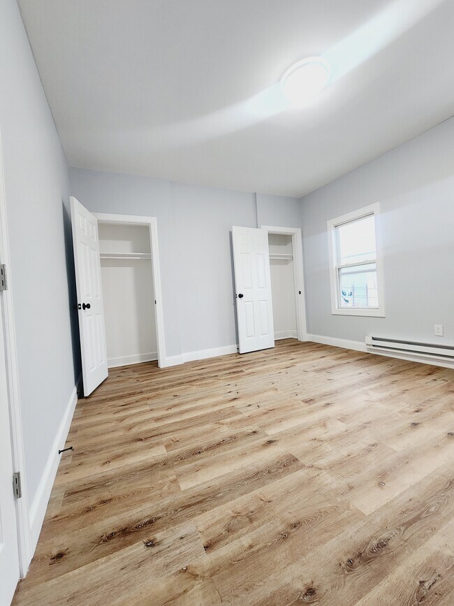 Unit 2 - 42 Stevens Ave