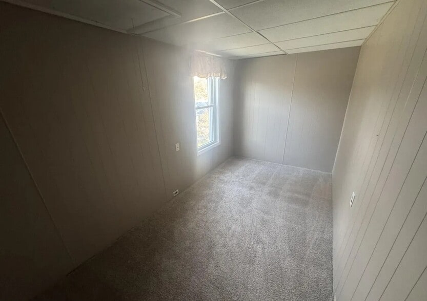 Building Photo - 408 17th Ave