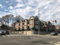 Building Photo - McCallie @ Central
