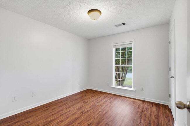 Building Photo - 6001 Granite Field Dr