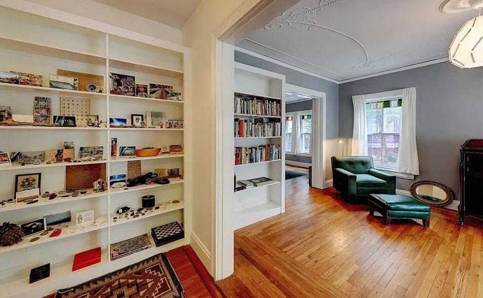 Built-ins and Entryway - 24 Whitmarsh St