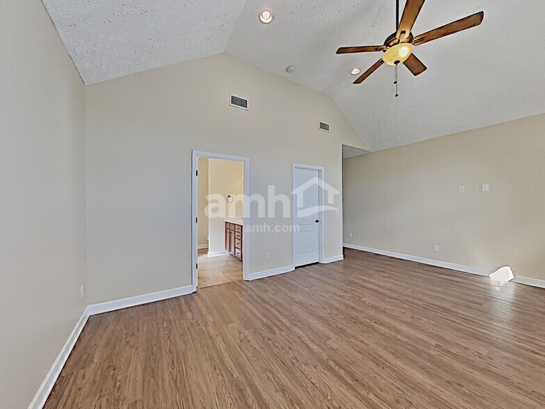 Building Photo - 808 Ottoe Ct