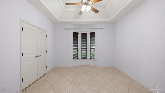 Building Photo - 1807 S Villa Real Dr