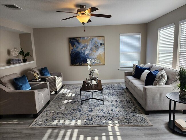 Building Photo - 11316 Drumellan St