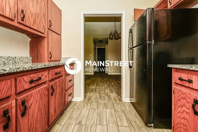 Building Photo - 3 Bedroom Pet-Friendly Home in Ellenwood, GA with Main Street Renewal