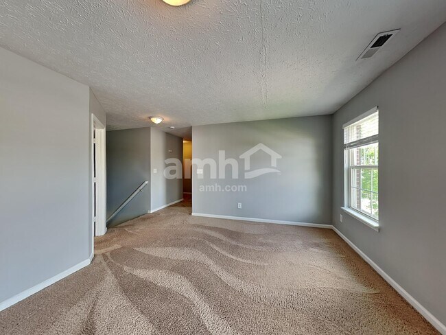 Building Photo - 16765 Yeoman Way