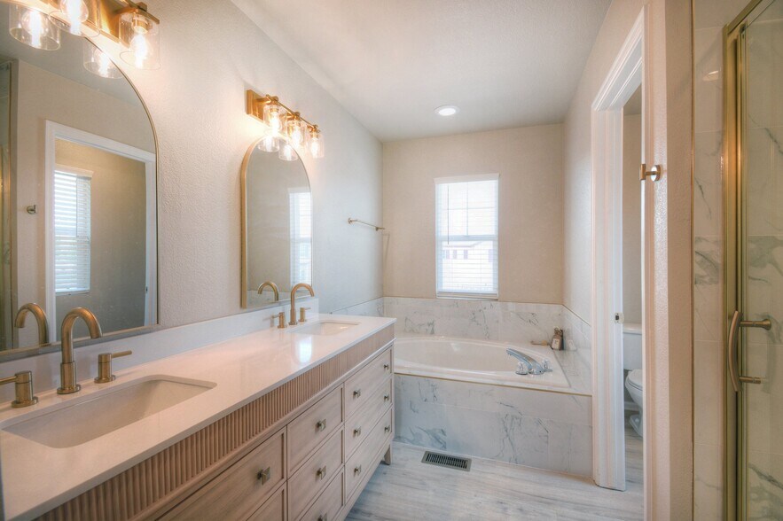 Building Photo - 11578 Black Maple Ln