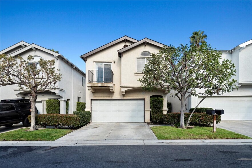 Building Photo - 1339 Hunt Ter