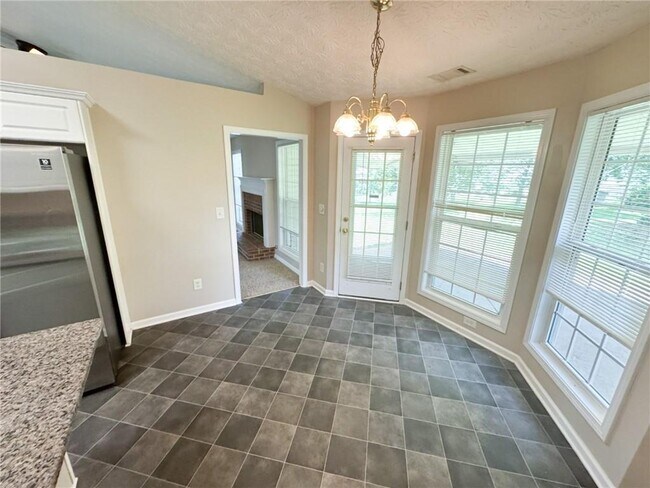 Building Photo - 410 Dunagan Dr