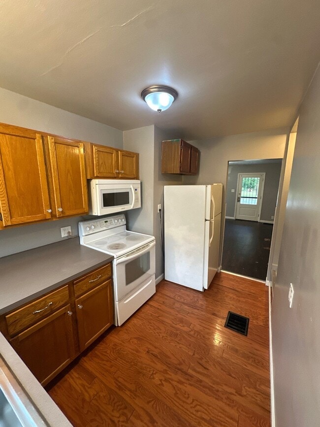 Building Photo - 3844 E Pleasant Run Parkway North Dr