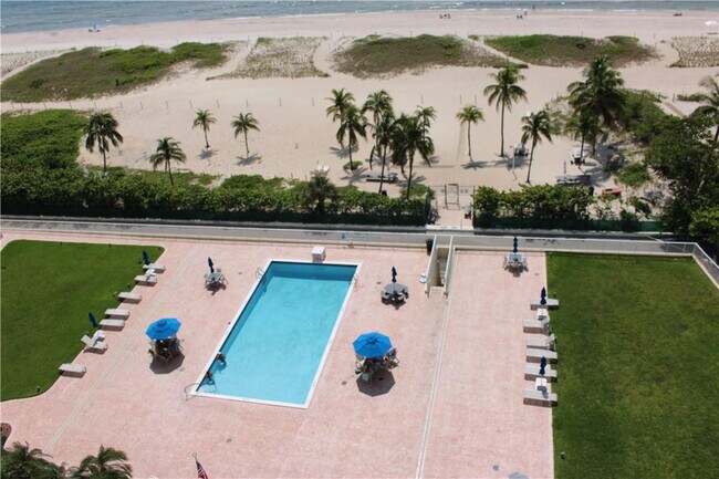 Building Photo - 750 N Ocean Blvd