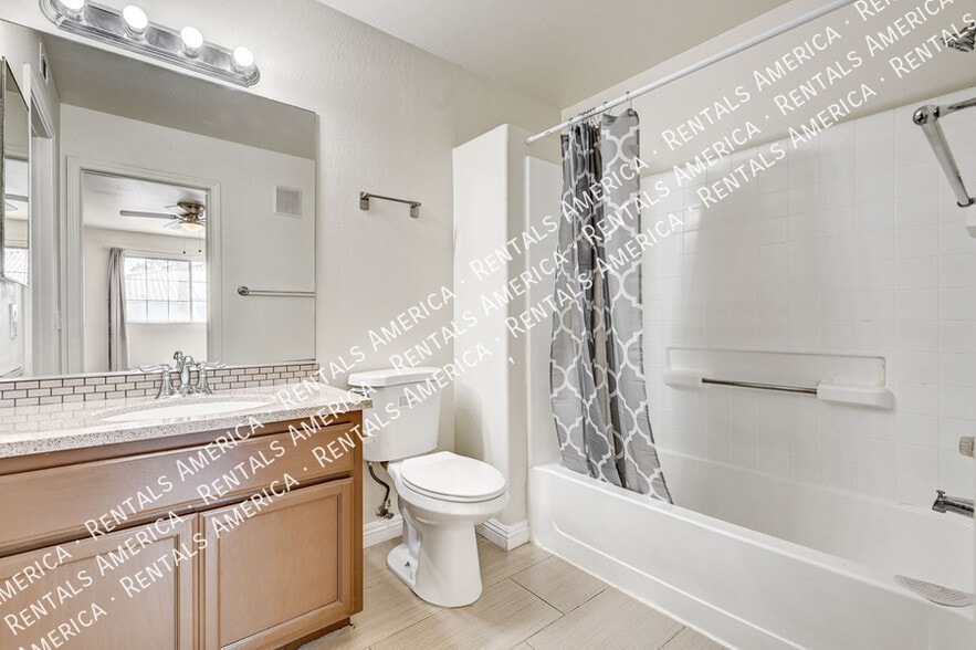 Building Photo - 8144 Autumn Star Ave