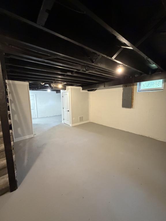 Building Photo - 15625 Hanover Pike