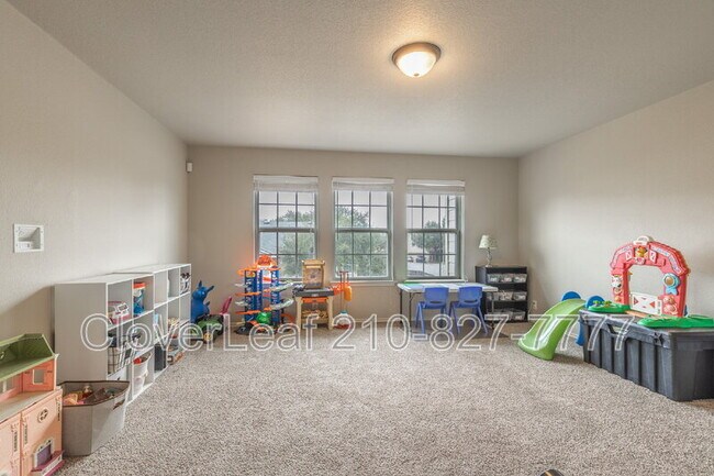 Building Photo - 170 Bentwood Ranch Dr