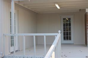 Building Photo - 4310 Pineridge Dr