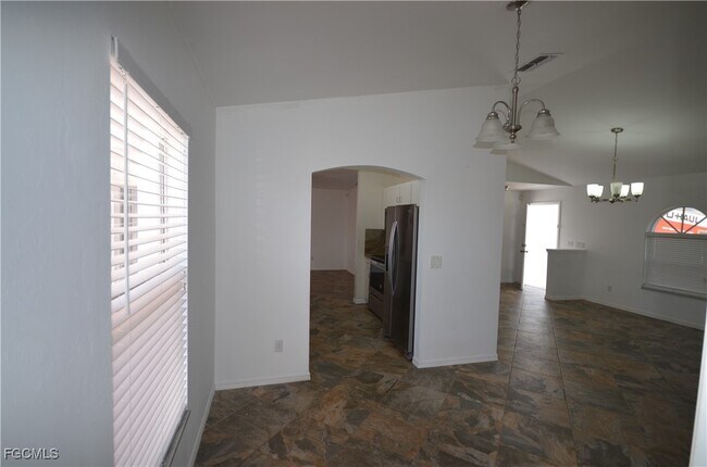 Building Photo - 1126 NW 2nd Ave