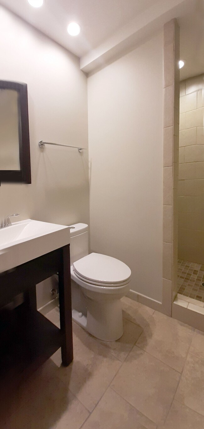 Building Photo - 4810 19th Ave NW