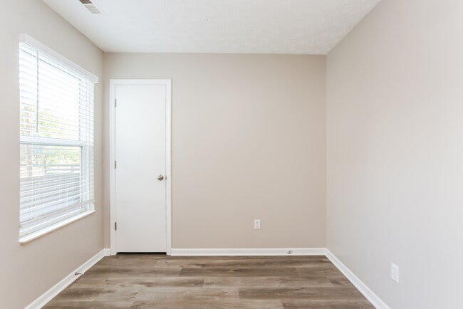 Building Photo - 2167 Ripple Rd