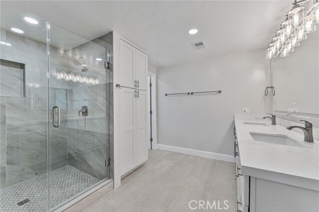Building Photo - 25902 Serenata Dr