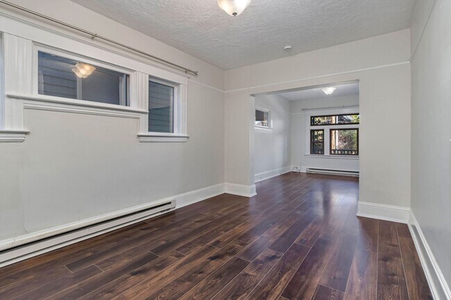 Building Photo - Vintage Charm Meets Modern Comfort in NW Portland