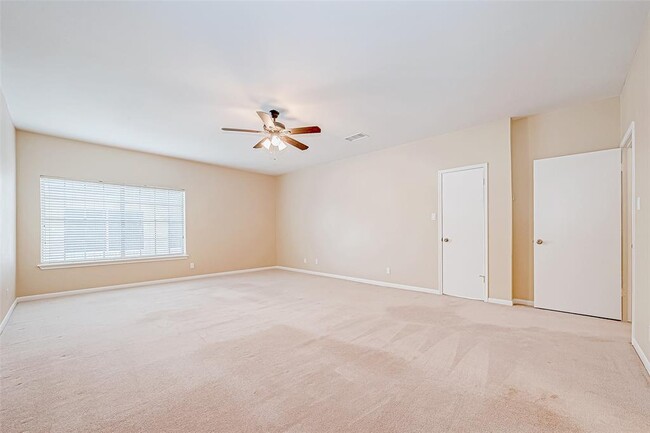 Building Photo - 7337 Regency Square Ct