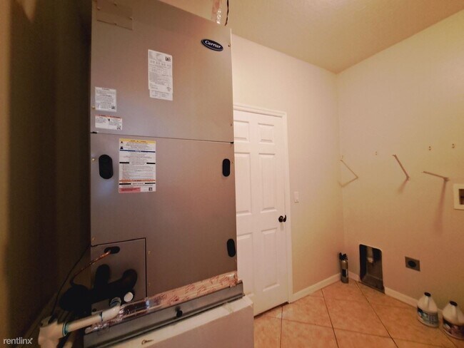 Building Photo - 4 br, 2 bath House - 17 Renfro Ln